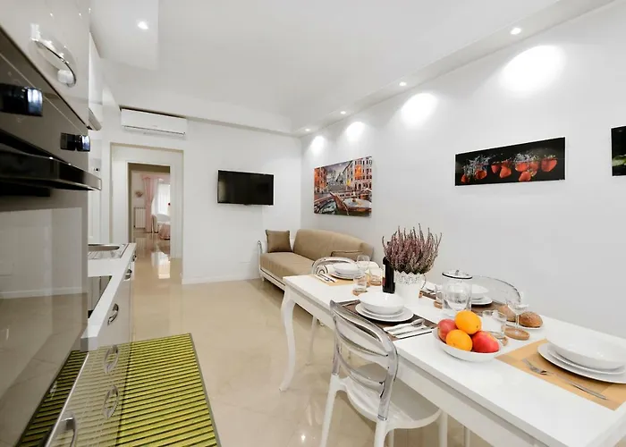 Ludovisi Barberini Grand Апартаменты Рим